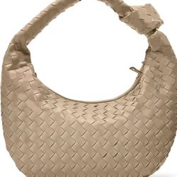 Women’s Knotted Purse