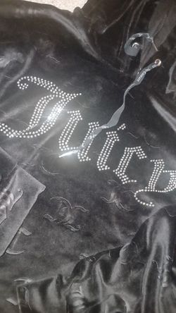 Juicy Couture Crop Top Hoodie