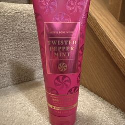 Bath & Body Works Twisted Peppermint Body Cream new $10