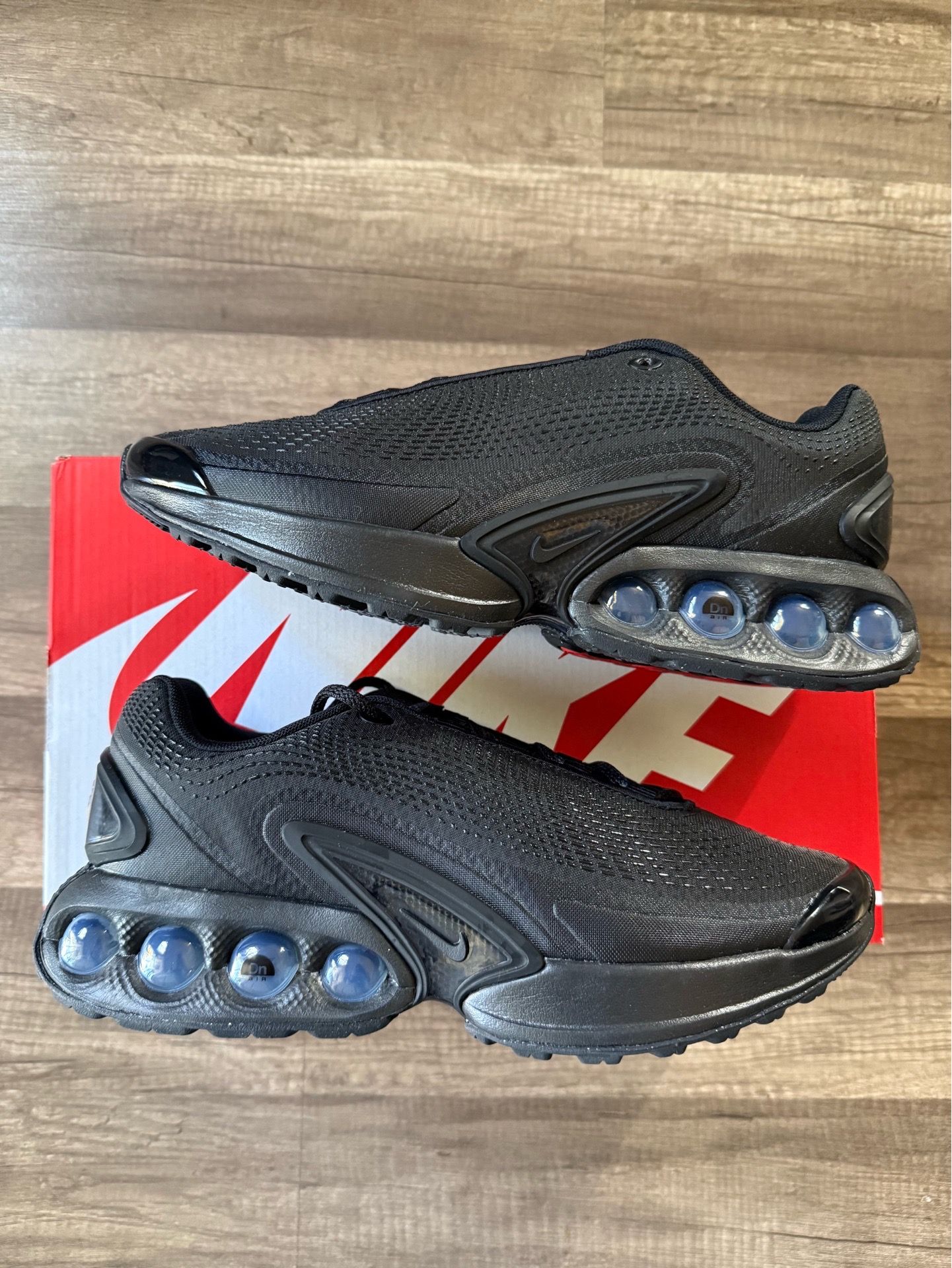 Nike Air Max DN Triple Black sz 8