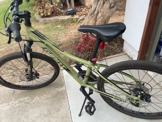 Boys Giant XtC Jr 24" Disc Kids Mountain Bike – Lightweight Aluminum