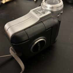 Aiptek IS-DV2 Camcorder 