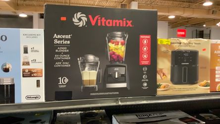 Vitamix A2500 Blender Bundle $400