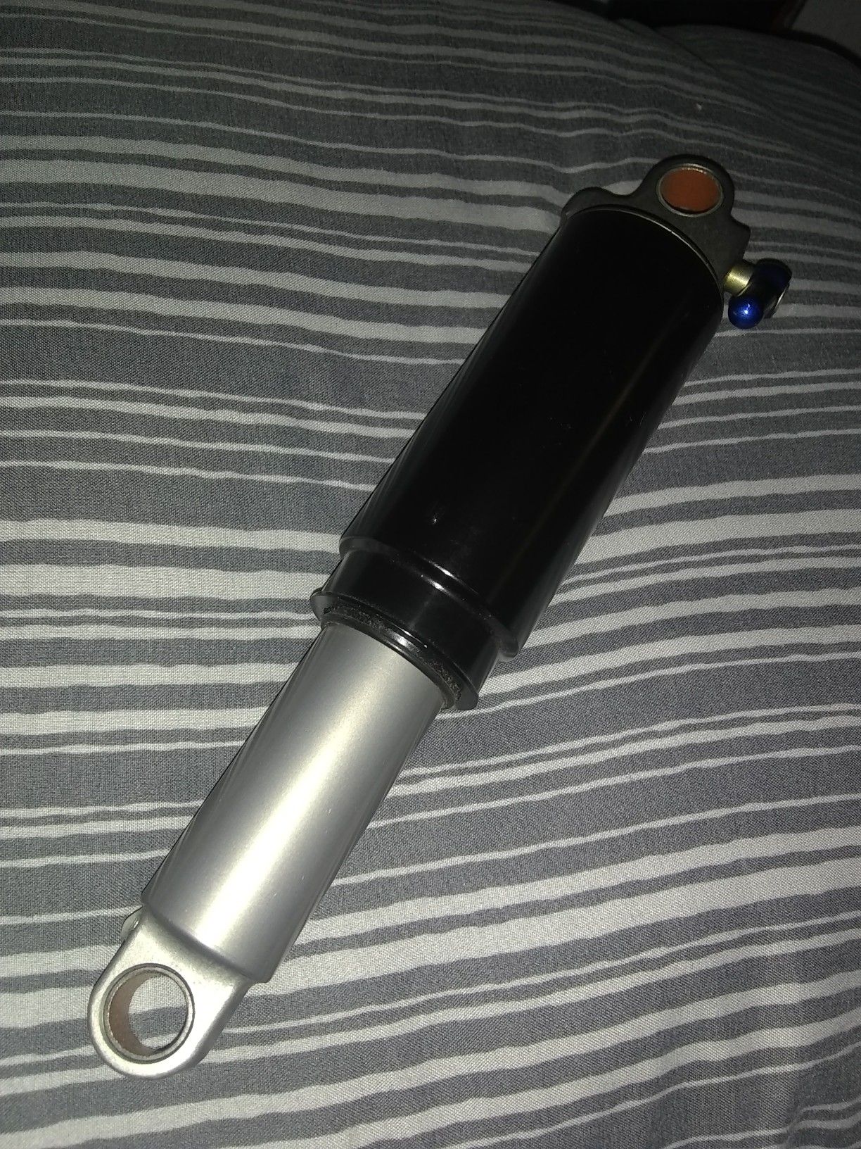 NEW Rear FOX float RL propedal lockout