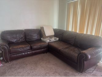 FREE LEATHER COUCH