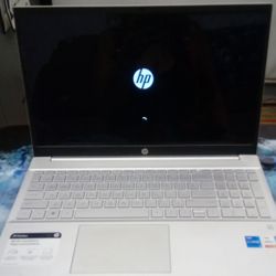 HP Pavilion 12gen i5 Touch Screen