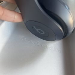 Beats Studio Pro Navy