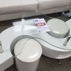 💥COFFEE TABLE WITH 2 STOOLS BRAND NEW 