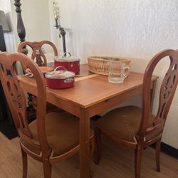 Dining table 3 Chairs 