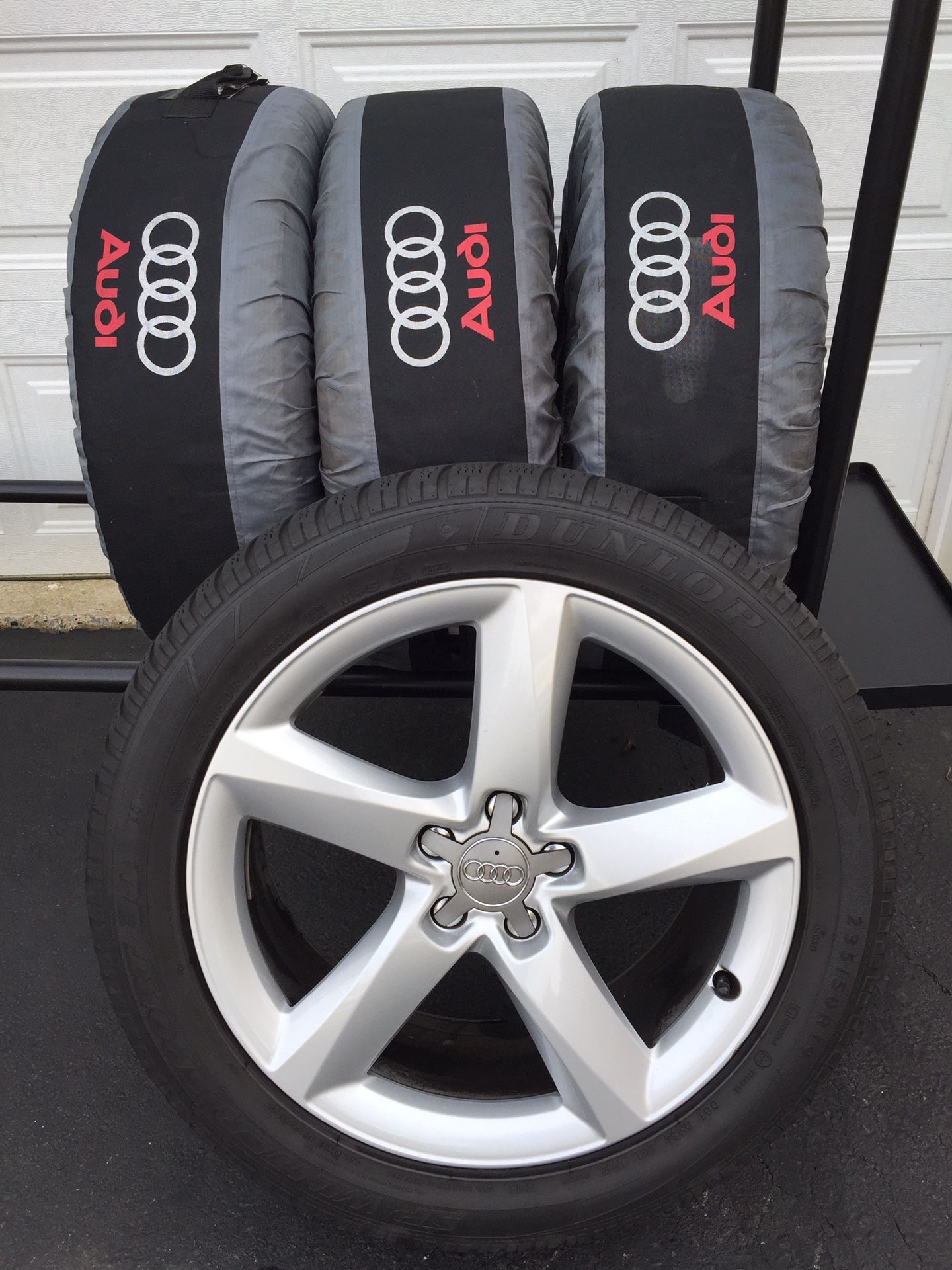Four 2015 Audi A8 - S8 wheels and tires.