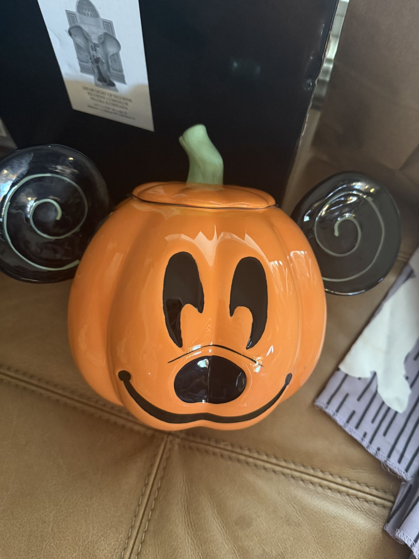 Cookies Jar Pumking Face Mickey Mouse