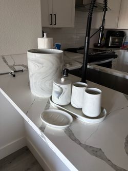 Marble Ceramic Bathroom Accessory Set
