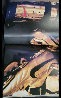 *RARE 2006 NIKE GOLD JOGA BONITO BOOK