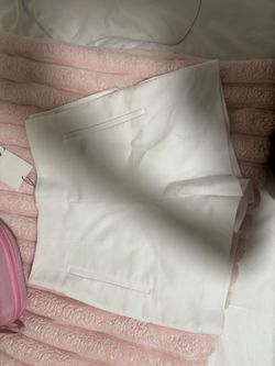Zara Shorts - XS High Waisted Short White