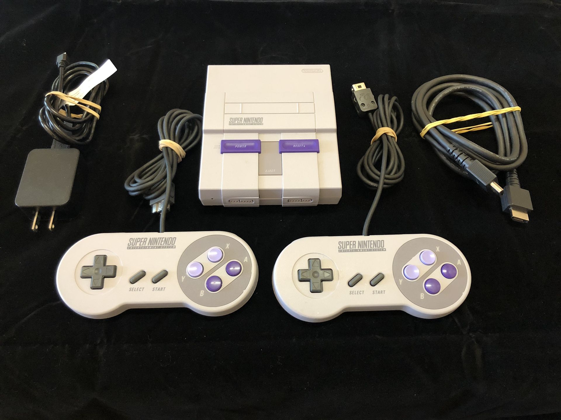 Super Nintendo Classic Edition - SNES Mini (103 games) - PRICE FIRM