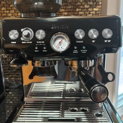 Breville Barista Express Espresso Machine BES870BTR, Black Truffle