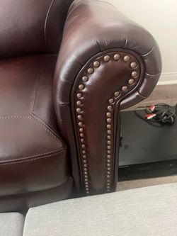 Bassett leather sofa with you 2 side chairs