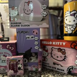 Hello Kitty And Kuromi (CHECK DESCRIPTION!!)