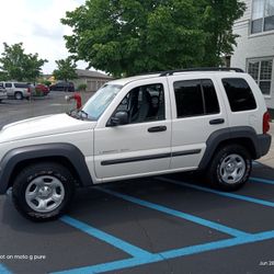 2003 Jeep Liberty Sport 4x4 43.000 Miles 