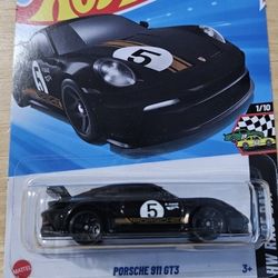 1/2 Hotwheels Pirche 911 Gt3