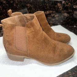 Women’s Boots