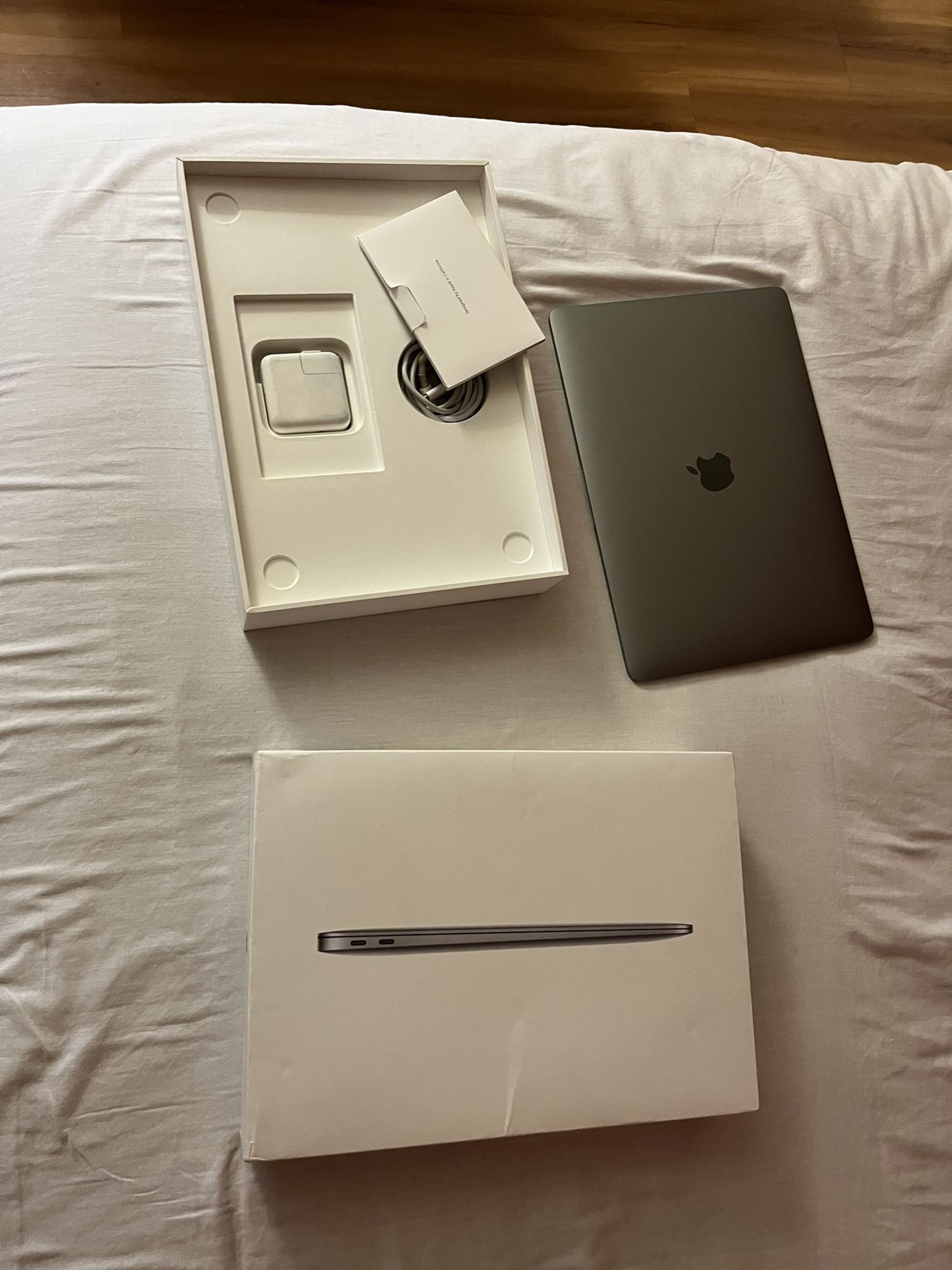 MacBook Air 2020 M1 Chip 256gb 8gb Ram