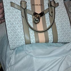 Brand New Michael Kors Purse 