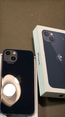 iPhone 13 256GB UNLOCKED