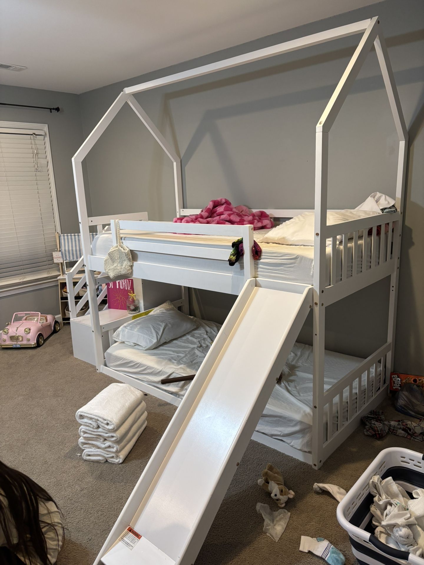 Twin Bunk Bed