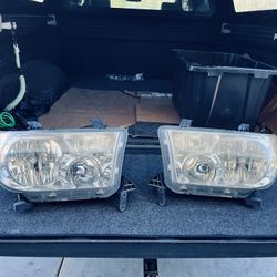 Oem Tundra Headlights 