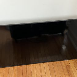 📺 55” Vizio Smart TV – Great Condition