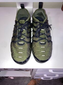 Nike Air Vapormax Plus Green, Black, and Orange Sneakers