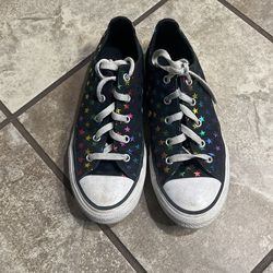 Converse Size 4