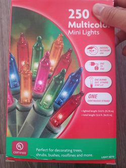 Multicolored string light
