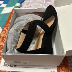 Women’s Wedge Sandals 