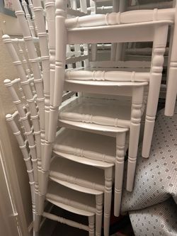 White Chiavari Chairs – Set of Multiple