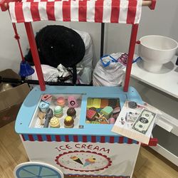 Kids Wooden Ice Cream Stand 
