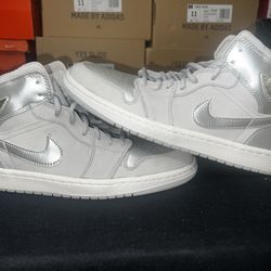 Air Jordan 1 Retro Neutral Grey