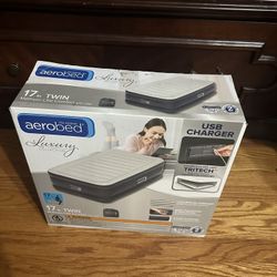 Aerobed Luxury Collection Inflatable Bed 