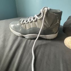 Jordan 11 cool grey 10.5