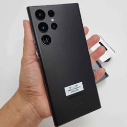 Samsung Galaxy S22 Ultra,  Factory Unlocked,  Excellent Condition.  Like New 