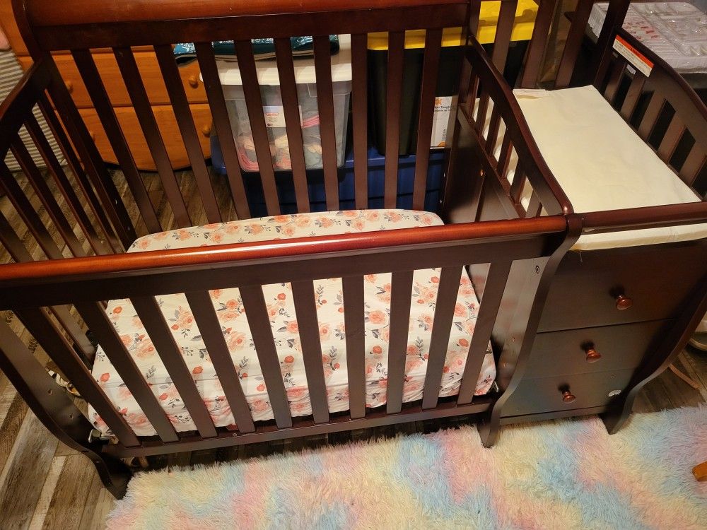 Dream On Me Mini Crib