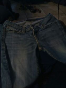 Levi jeans size 3/26 excellent condition