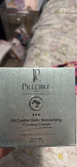 Prédire Paris Oil Control Daily Moisturizing Cooling Cream