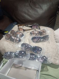 Lot of DG fashion reading glasses