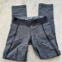 Lululemon grey straight flare yoga pants Lululemon Forme Pant size 4