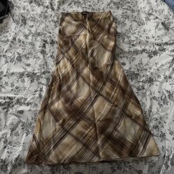 Zara women’s skirt with elastic waistband