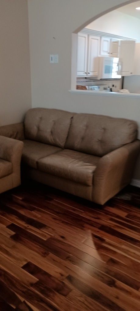 Three Couches Mint Condition 