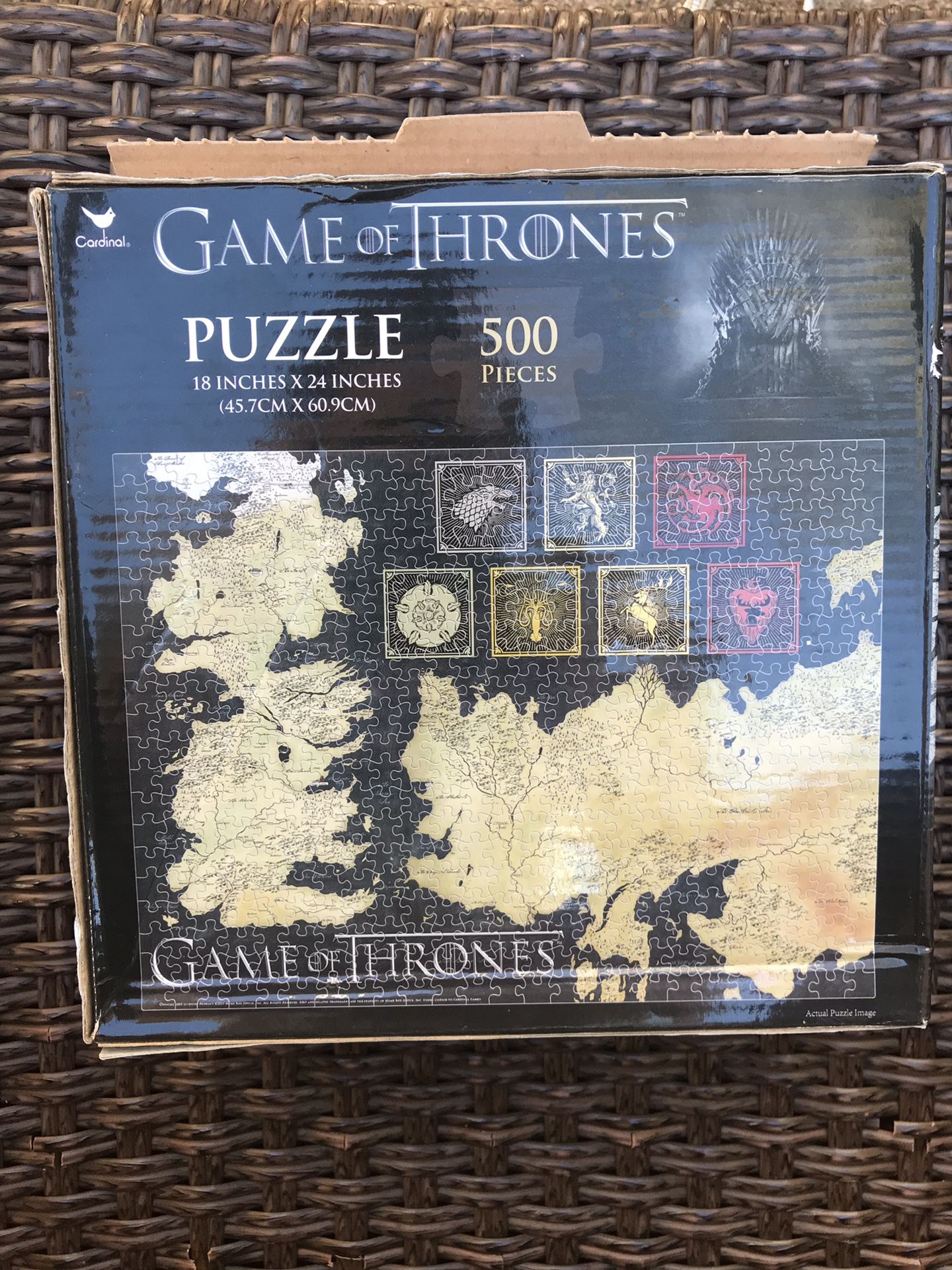 Brand new GAME OF THRONES puzzle 500 piece