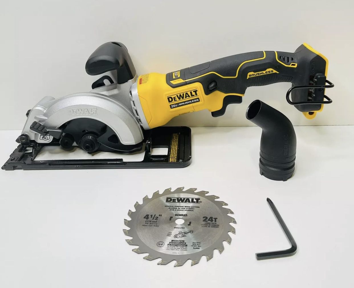 DEWALT ATOMIC 20V MAX BRUSHLESS 4-1/2 in. Circular Saw (Tool Only) DCS571B  LN M for Sale in Los Angeles, CA OfferUp
